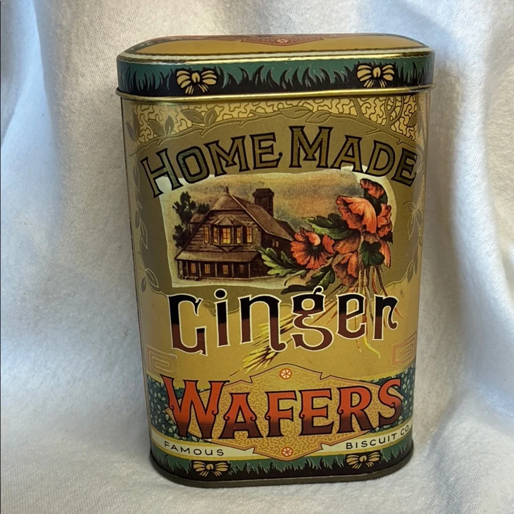 Vintage Ginger Wafers Tin Can Made in England